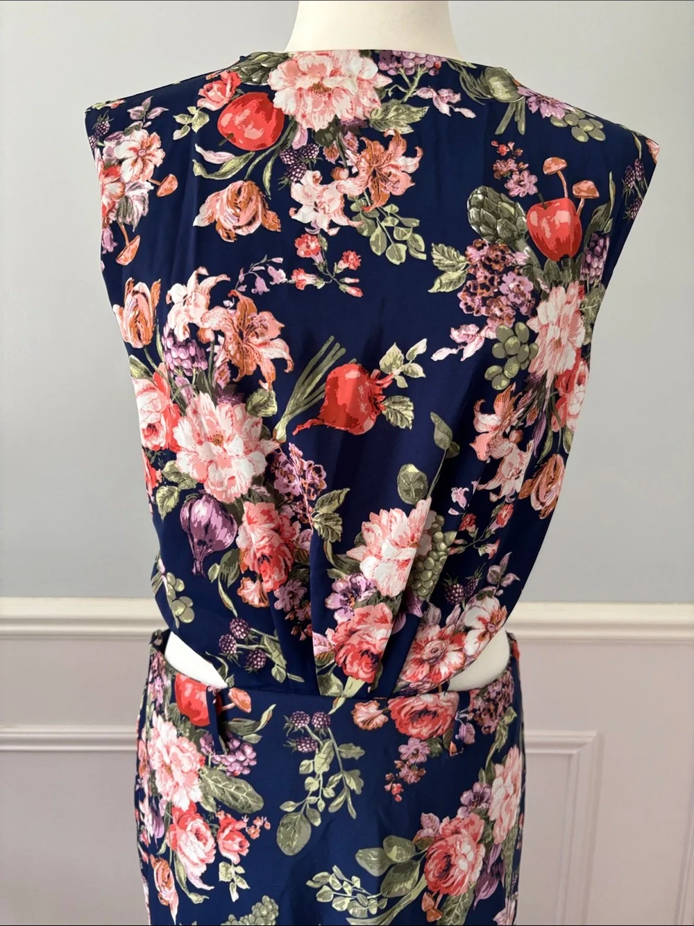 Abercrombie & Fitch Floral Fruits Cutout Maxi Dress Navy Cap Sleeve Size Medium